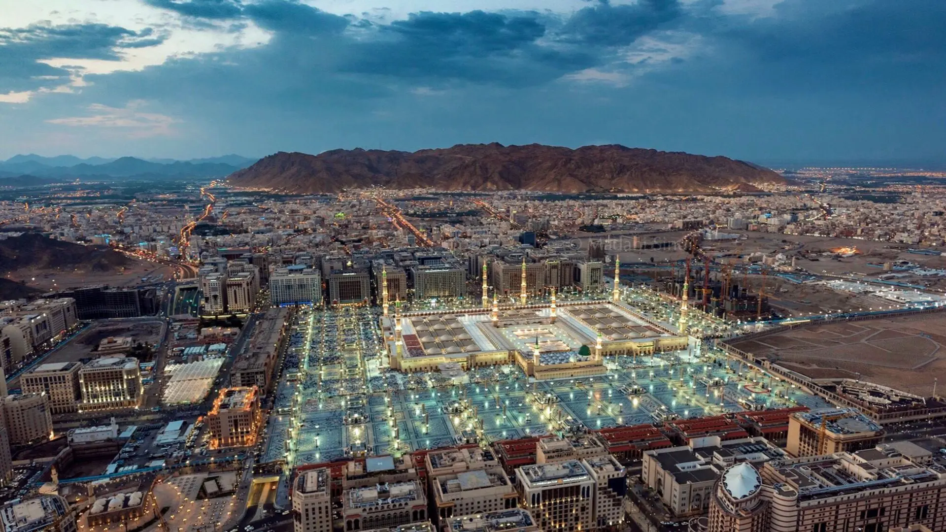 Build an Umrah Journey Around You
