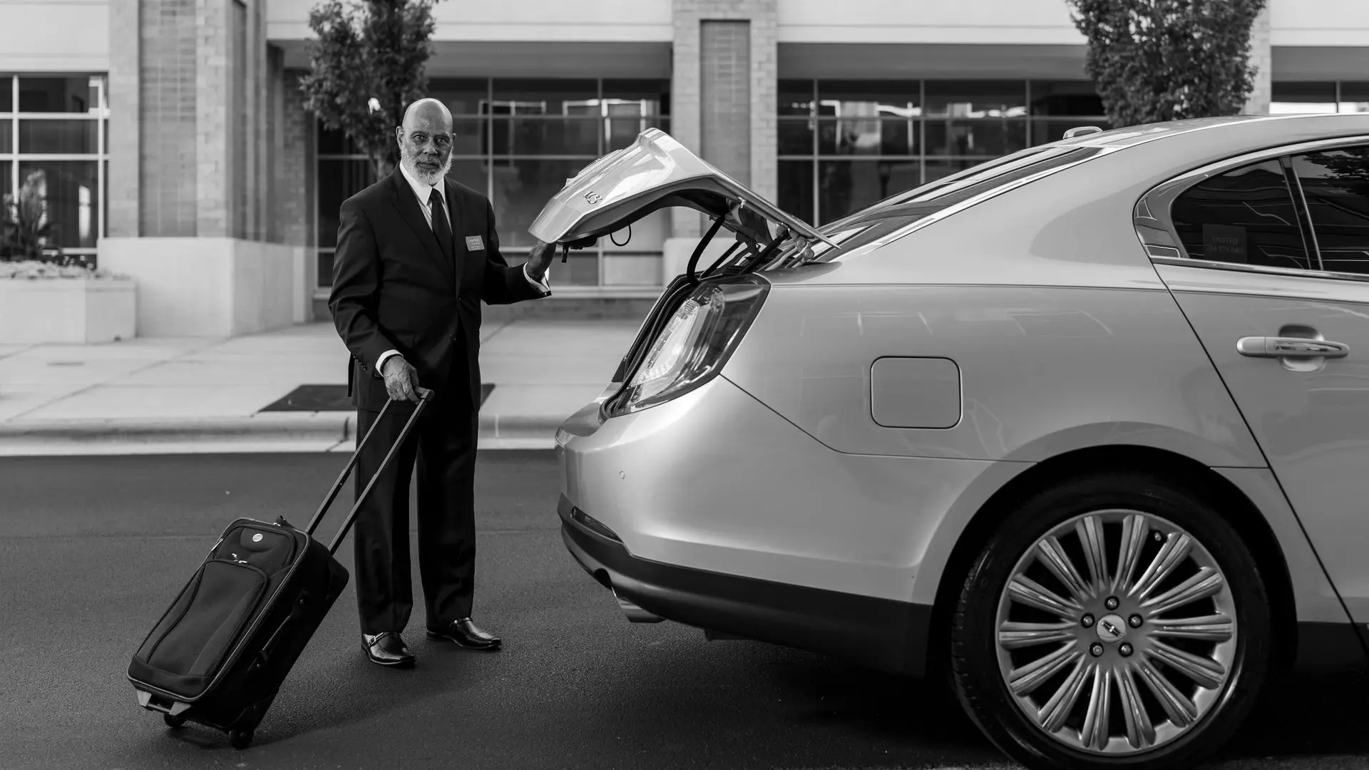 Book Airport Transfers and Cars with a Driver